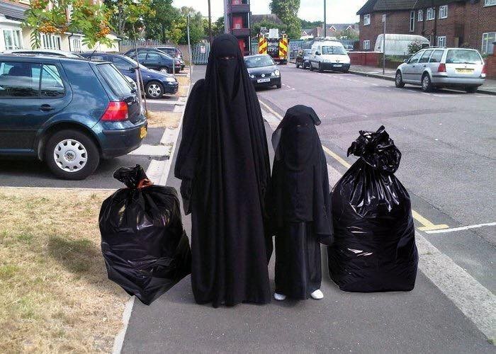 Когда оскорбляют ваш разум, вы вынуждены молчать; а когда оскорбляют ваши чувства, вызванные традиционными, когнитивными искажениями ума, перед вами вынуждены благоговеть.