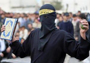 Грех гордыни порождает оскорбляемость - оскорбляемость основа нетерпимости - нетерпимость - дрожжи терроризма? Терпимость к нетерпимости - основа претеррористического поведения.