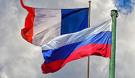 У тех, кто впал в невроз после терактов, хочется спросить, а почему вы не боитесь ездить непристёгнутыми и не следите за уровнем холестерина??? Эти риски в сотни раз больше! Опасности этого мира сильно искажены телевидением.